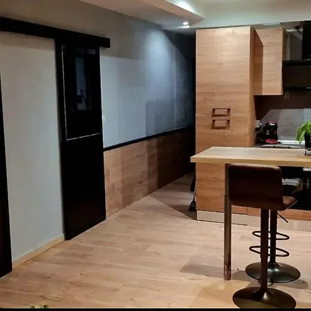 Apartment 15 Minutes A Pied De La Cite